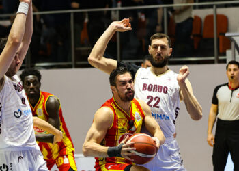 Göztepe potada rövanşı bekliyor