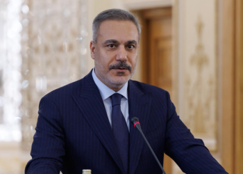 Hürmüz Boğazı en kısa zamanda açılmalı