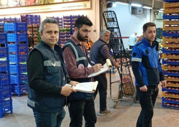 İzmir'de bayram öncesi otogar ve hal denetimleri sıklaştırıldı