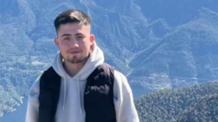 Kardeşi tarafından öldürülen kişi, son yolculuğuna uğurlandı