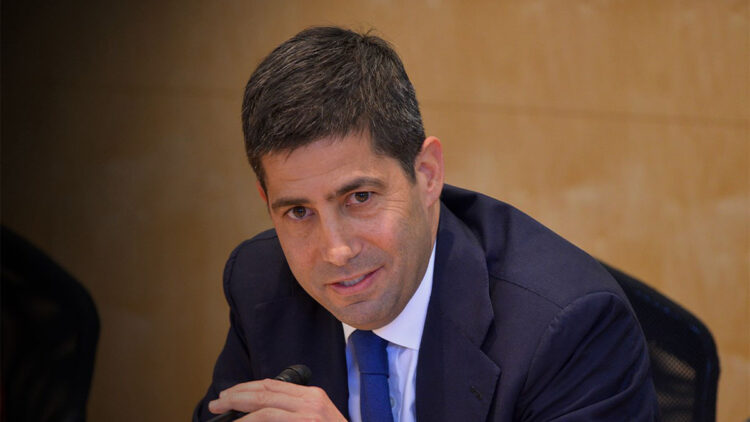 Kevin Warsh cuma günü resmen göreve başlıyor