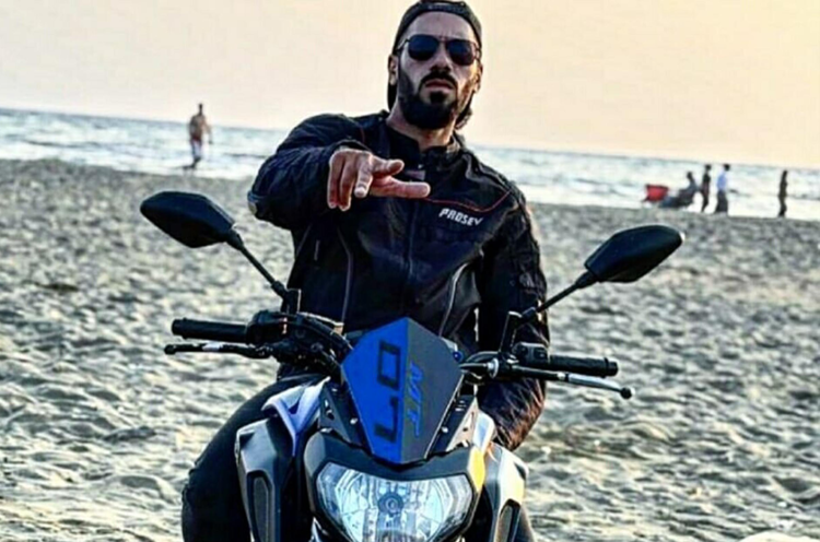 Kamyonetle çarpışan motosikletin sürücüsü öldü