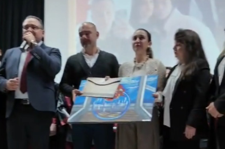 Kartalkaya’daki yangınında ölen kızının mezuniyet belgesini alan baba gözyaşlarına boğuldu