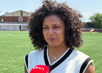 Kulübün tarihine, onların aldığı ilk şampiyonluğa adımı yazdırdım