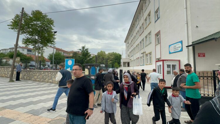 Malatya’da deprem sonrası eğitime 1 gün ara verildi