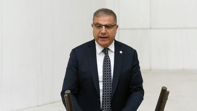 Hataylı boş anahtar değil, yaşanabilir ev istiyor