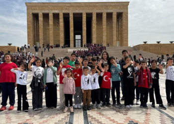 Öğrencilerin Anıtkabir hayali gerçek oldu