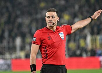 Beşiktaş - Trabzonspor maçını Oğuzhan Çakır yönetecek