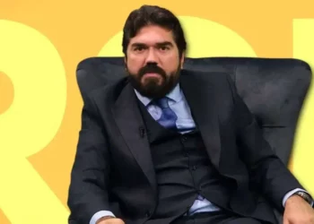 Rasim Ozan Kütahyalı gözaltına alındı