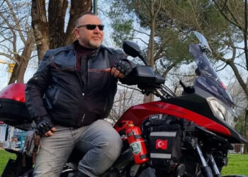 Tünelde otomobille çarpışan motosikletin sürücüsü öldü, oğlu yaralandı