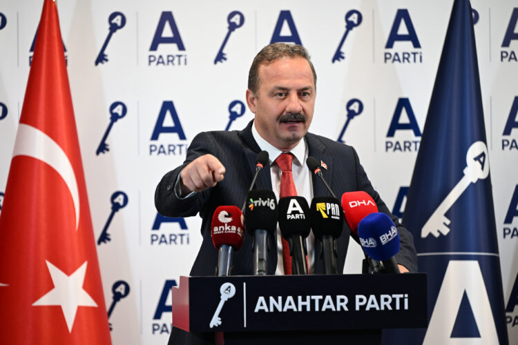 Yavuz Ağıralioğlu'ndan "mutlak butlan" açıklaması; Demokrasi yok sayılmıştır