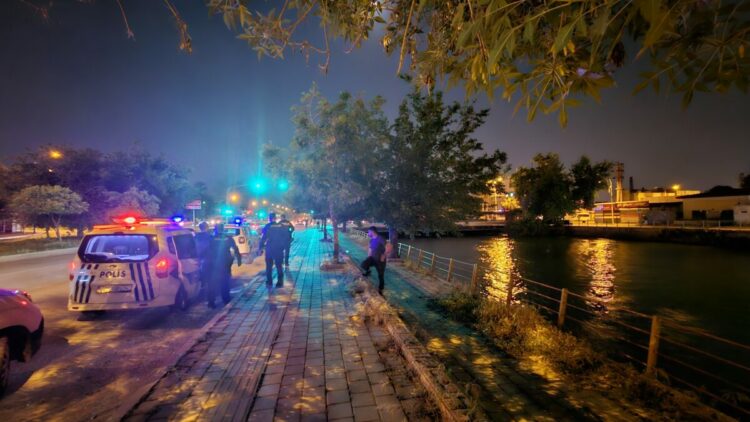 Sulama kanalına düşüp, kayboldu