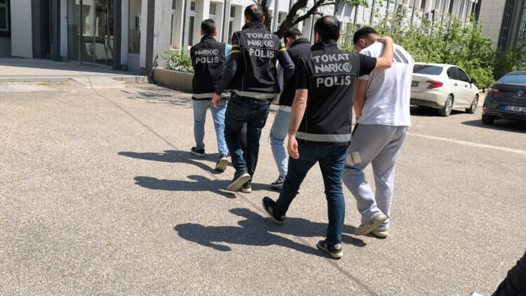 Tokat'ta 'uyuşturucu ticareti' operasyonu; 2 tutuklama, 2 ev hapsi kararı