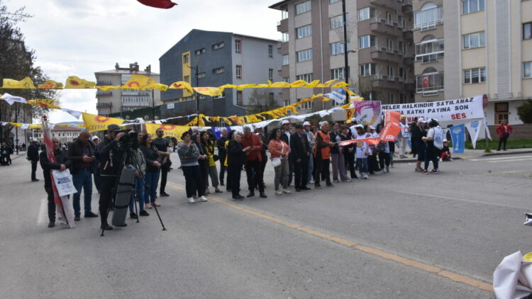 Sivas'ta 1 Mayıs Emek ve Dayanışma Günü kutlandı