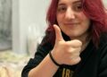 Burun estetiği ameliyatı sonrası ölen Hatice, gelinlikle son yolculuğa uğurlandı