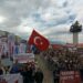 İzmir'de 1 Mayıs Emek ve Dayanışma Günü kutlandı