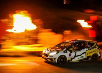 Rally Bodrum nefes kesen parkurlarıyla başladı