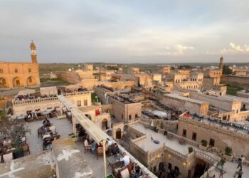 Midyat, 'Uzak Şehir' ile turizmde en yoğun dönemini yaşıyor
