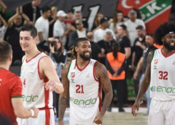Karşıyaka potada hayati deplasmanda