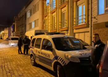 Yalnız kaldığı evinde ölü bulundu
