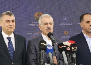 Bakan Uraloğlu: Mersin'de Çeşmeli-Erdemli-Silifke-Taşucu Otoyolu’nun tamamını bu sene hizmete açacağız