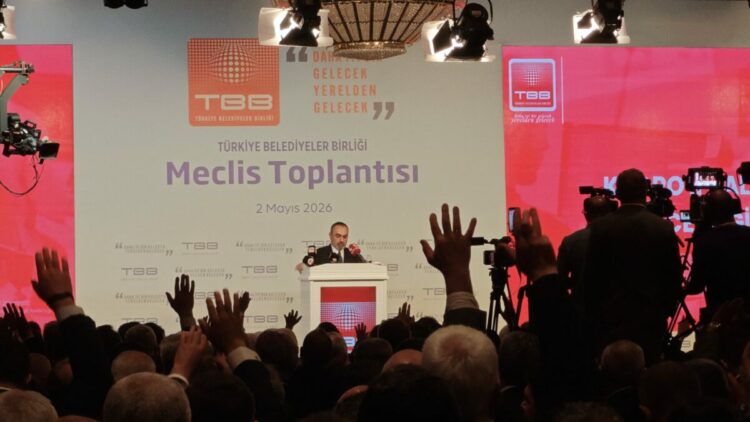 Türkiye Belediyeler Birliği Meclis toplantısında 'İmamoğlu' gerginliği
