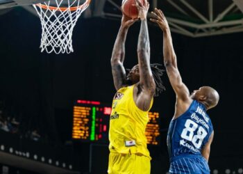 Mersin Spor- Anadolu Efes: 86-88