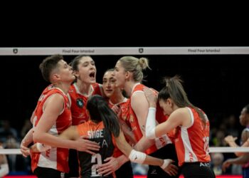 Eczacıbaşı Dynavit Şampiyonlar Ligi Finali’nde VakıfBank’ın rakibi oldu