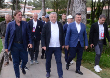 Bakan Bak, Turkish Airlines Open 2026 Golf Turnuvası ödül töreni için Antalya'da