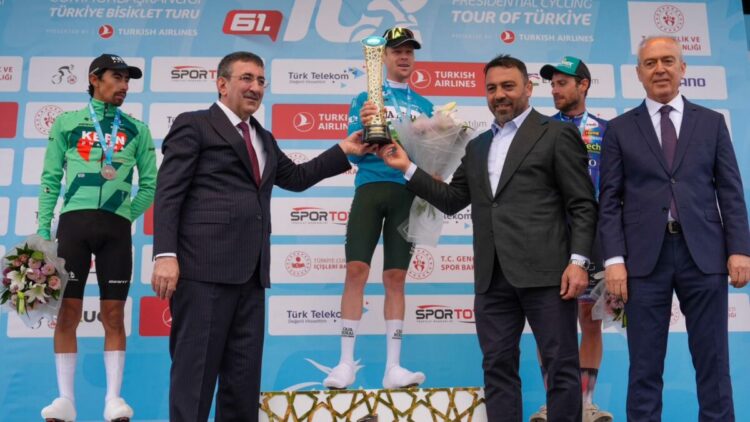 Cevdet Yılmaz: Sporun birleştirici gücü ortaya konuldu