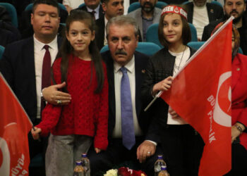 Destici: Çocuklarımızı mümkün olduğu kadar genç yaşta evlendirmeliyiz