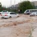Gaziantep’te sağanak ve fırtınada çatılar uçtu, ağaçlar devrildi: 23 yaralı