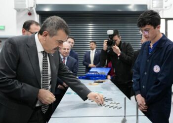 Bakan Tekin: Ortaöğretimde yeteneğe göre tercih mekanizması oluşturduk