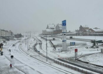Erciyes'e mayıs ayında kar yağdı