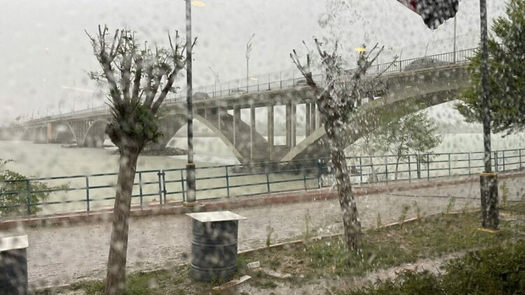 Şanlıurfa'da fırtınanın izleri siliniyor