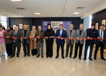 Esenler’de ‘Çizgilerle İrfan ve İdrak’ sergisi sanatseverlerle buluştu