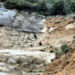 Dağlık alanda mahsur kalan 2 çocuk kurtarıldı