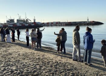 Tekirdağ'da 5 bin kişi Hıdırellez kahvaltısında buluştu, dilekler suya bırakıldı
