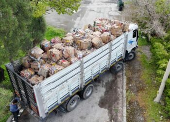 76 ton atık geri dönüştürüldü; 1200 ağacın kesilmesi önlendi