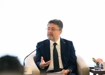 Bakan Yumaklı, Azerbaycan’da