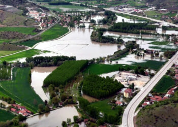 Tokat'ta su altında kalan tarım arazileri dronla görüntülendi