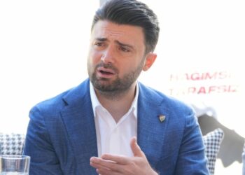 Bursaspor Başkanı Çelik: 1 yabancı oyuncu bitti, 2 oyuncu da bitme aşamasında