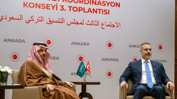 Bakan Fidan, Suudi mevkidaşı Prens Faysal ile görüştü