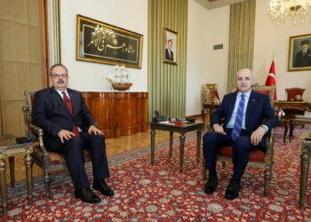 TBMM Başkanı Kurtulmuş, Ankara Valisi Canbolat'ı kabul etti