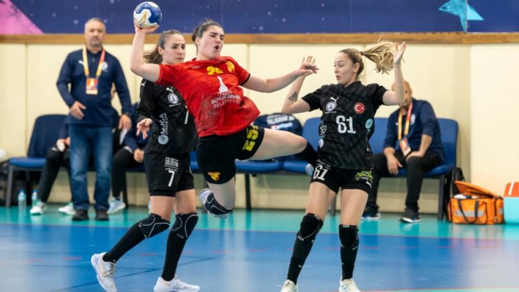 Kadınlar 50’nci Yıl Federasyon Kupası’nda yarı finale yükselen takımlar belli oldu