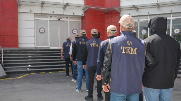 Malatya merkezli 17 ilde FETÖ operasyonu; 23 gözaltı