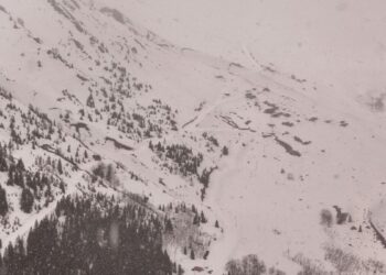 Karadeniz zirvelerinde 'mayıs karı'