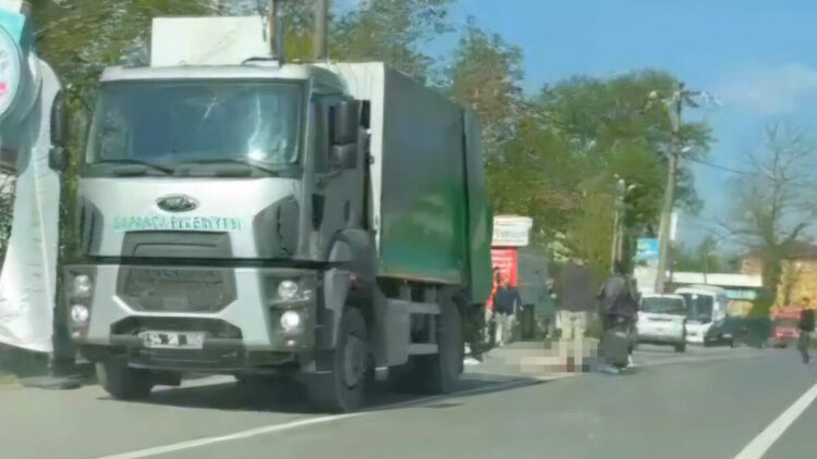 Çöp kamyonunun çarptığı yaya öldü; kaza kamerada
