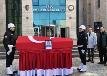 Ordu'da trafik kazasında hayatını kaybeden polis, toprağa verildi