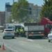 Silivri'de bariyere çarpan TIR'ın şoförü öldü